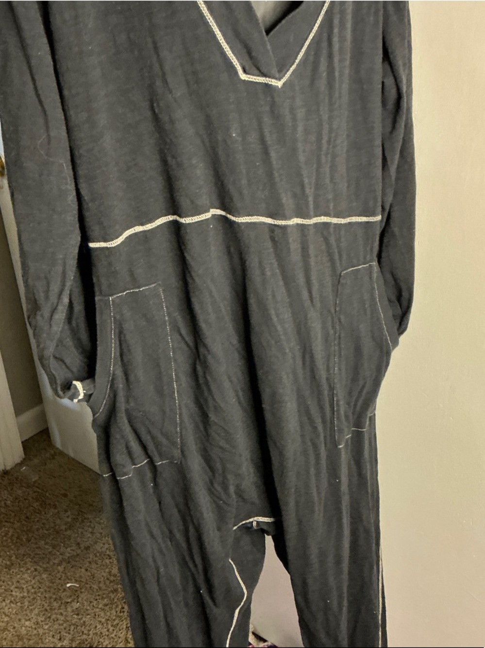 NATURAL LIFE Black V-Neck Long-Sleeve Jumpsuit with Contrast Stitching - Picture 3 of 10